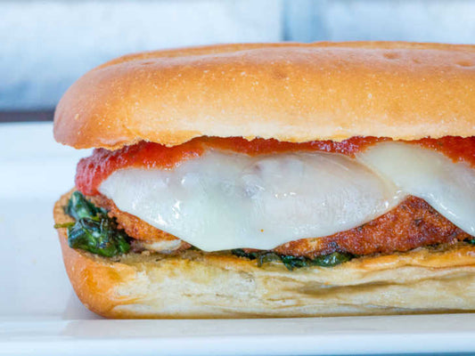 Sándwich de Pollo Parmesano